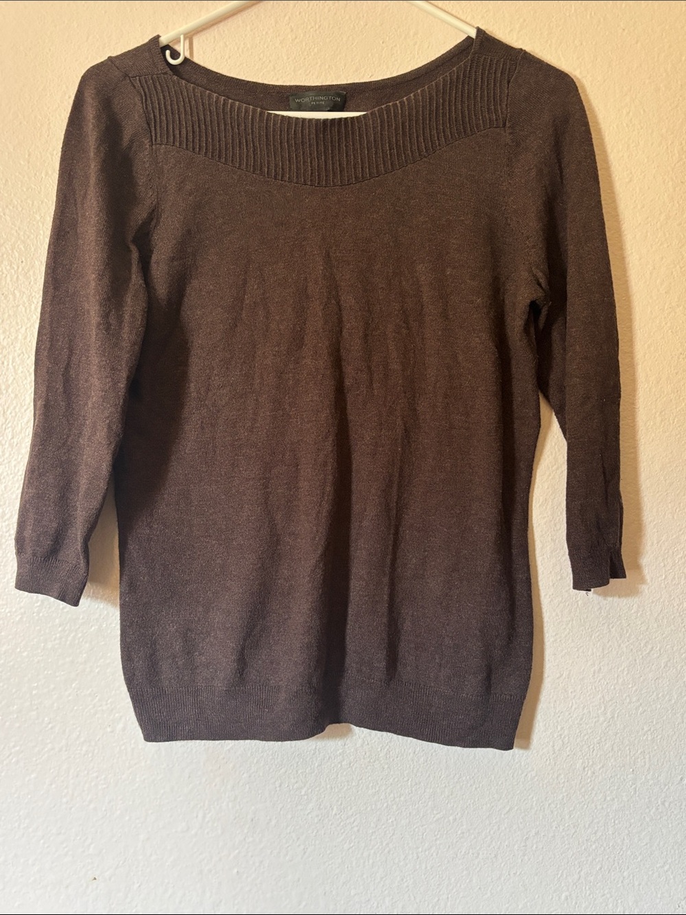 Womanβs Chocolate Brown Scoopneck Ribbed Yoke Sweater Top, 3/4 Sleeves, Size MP